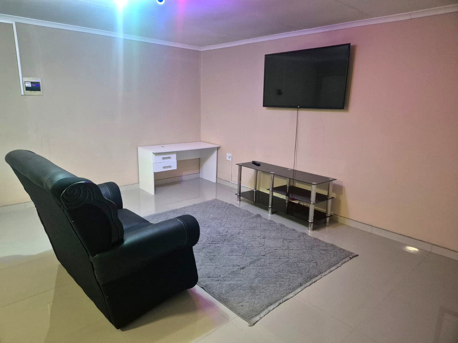 Lounge / study area