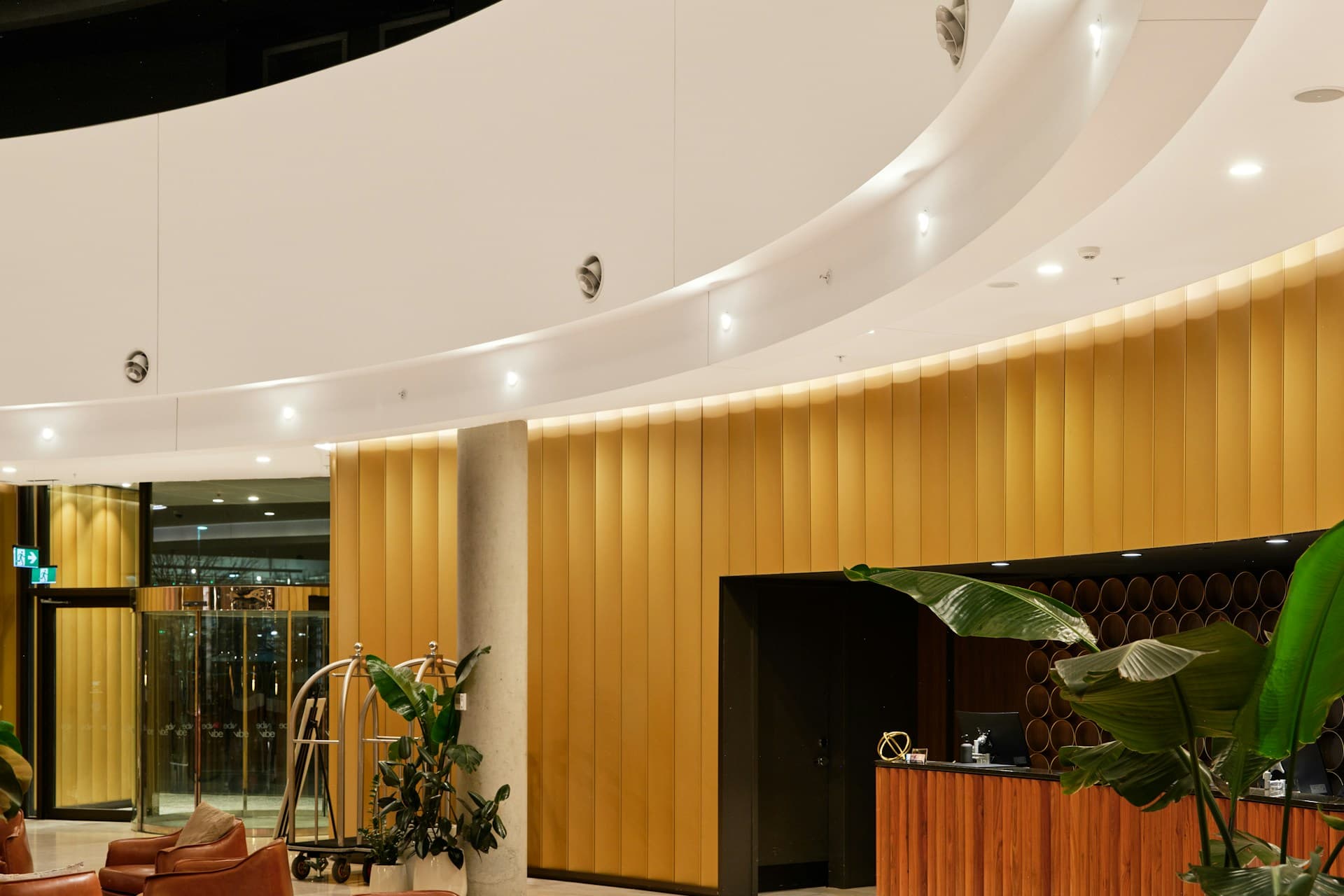 A welcoming hotel lobby with comfortable seating